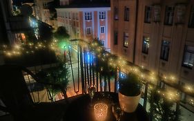 Charmante Zentrumswohnung mit Balkon und 80 zoll TV